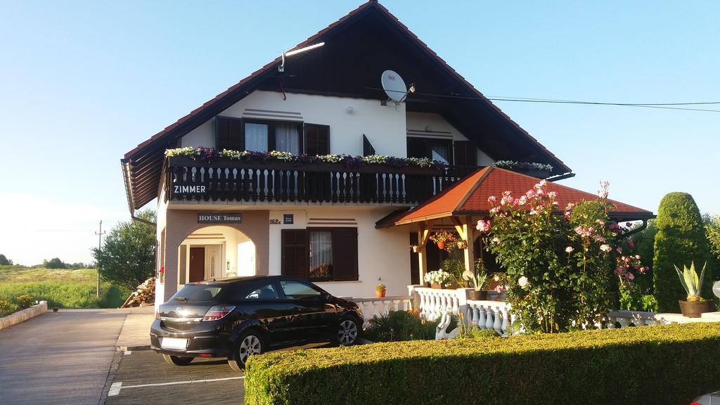 Guesthouse Tomas Čatrnja Kültér fotó