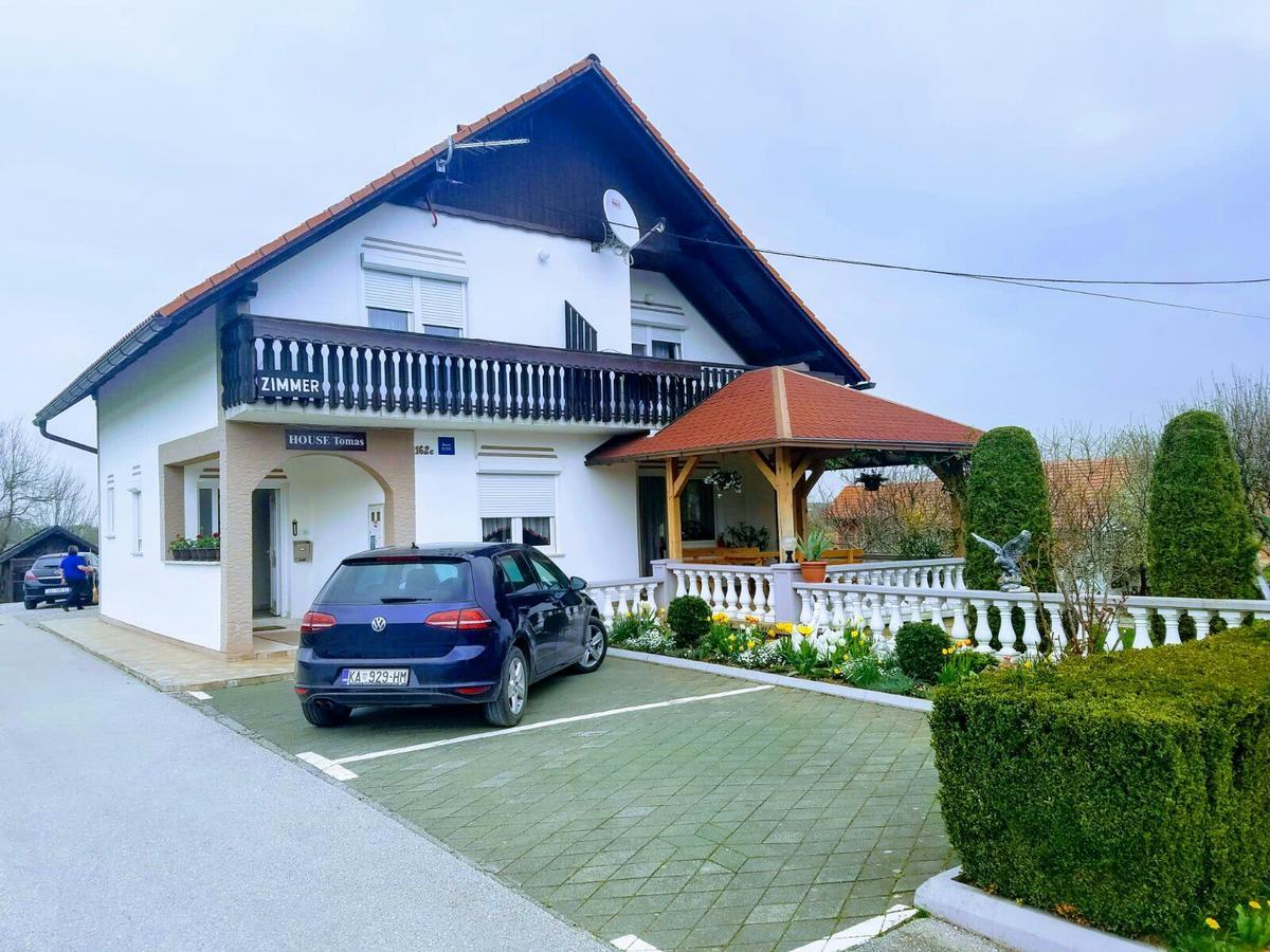 Guesthouse Tomas Čatrnja Kültér fotó