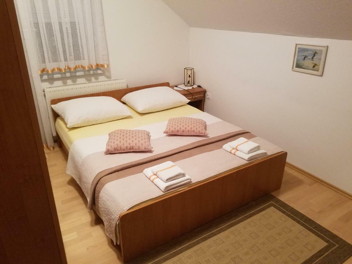 Guesthouse Tomas Čatrnja Kültér fotó